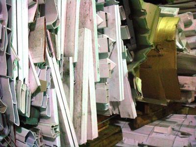 武漢塑料回收、廢舊塑料回收、武漢塑鋼回收_