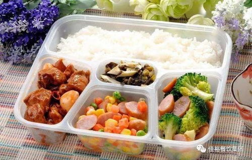 頂風行動，保障民生 共同抗擊疫情中的團餐配送力量